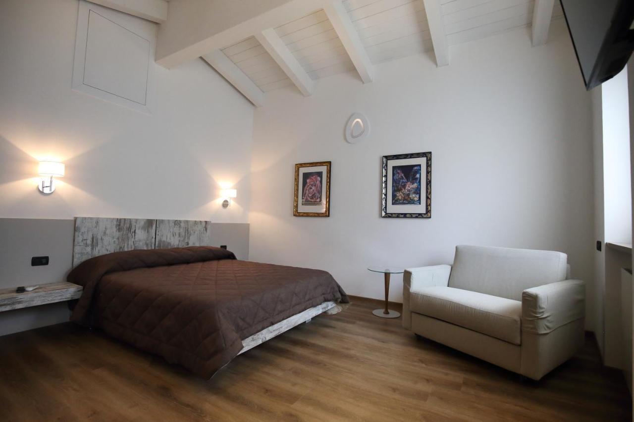 Albergo Antica Locanda Clusone Exterior foto